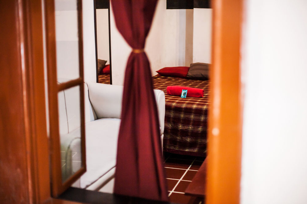 Capsule Hostel Гватемала Экстерьер фото