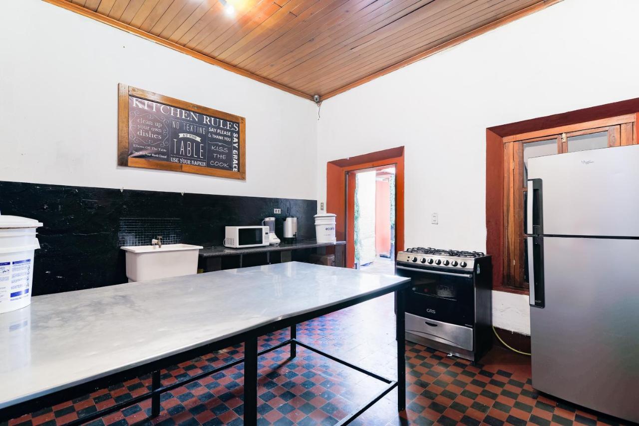 Capsule Hostel Гватемала Экстерьер фото